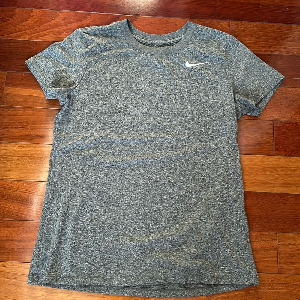 The Nike Tee. Dri-Fit. Size S.
